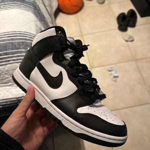 Nike dunk high panda